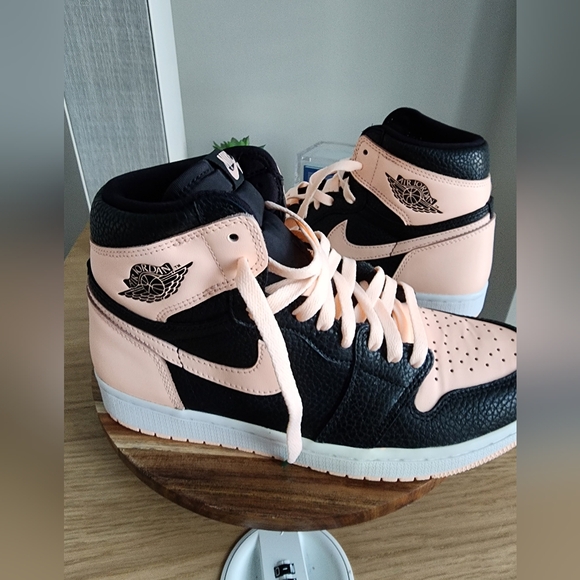 Jordan Other - *HOST PICK* *Final Price* Size 8.5 Nike Jordan 1 High "crimson" sneakers